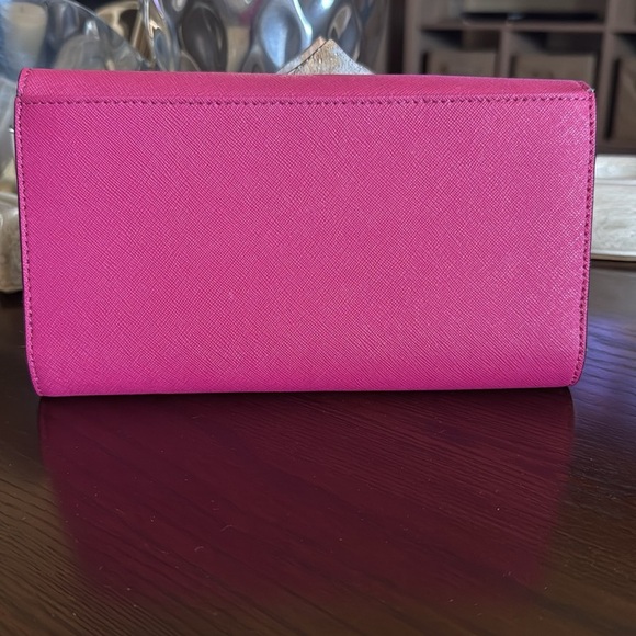 NWOT Kate Spade Cedar Street Carmilla Bright Pink Saffiano Leather Wallet - Picture 2 of 10